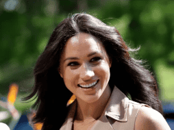 Según The Sun, Meghan Markle pidió a Harry que “hablara con su abuela pero la reina educadamente rechazó la petición