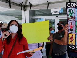 Manifestación. En el Día Mundial del  Agua,  asociaciones civiles pidieron que el Gobierno de Jalisco desista a la Presa  El Zapotillo  y respete los acuerdos federales con las comunidades.  Frente a las oficinas del SIAPA,  demandaron el diseño de un nuevo programa de manejo y gestión del agua,  sin recurrir a la especulación y la incertidumbre que generan los tandeos. SUN