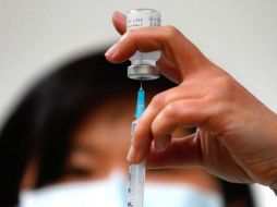 Cuando apareció la vacuna contra el virus SARS-CoV-2, no dejaron de darse argumentos que advertían las posibles consecuencias negativas sobre su impacto social. GETTY IMAGES