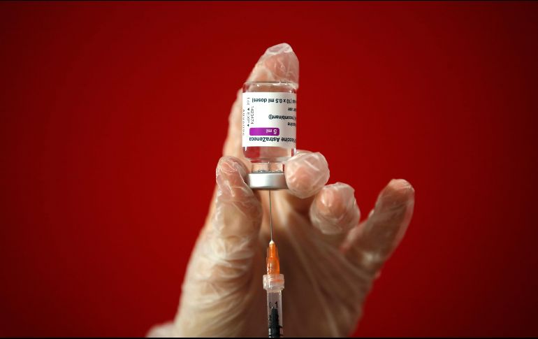 AstraZeneca defendió hoy su evaluación de los resultados de sus ensayos en Estados Unidos y anunció que publicaría nuevos datos. AP/ARCHIVO