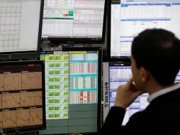 El rendimiento del bono del Tesoro a 10 años continuó en descenso y se situó en el 1.626 %, alejándose del 1.7 % alcanzado la semana pasada. EFE/ARCHIVO