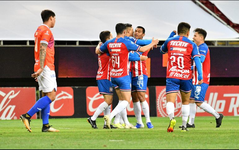 La noche de este martes el Tapatío inició con un mediocampo de lujo para enfrentarse a Correcaminos. IMAGO7 / S. Bautista