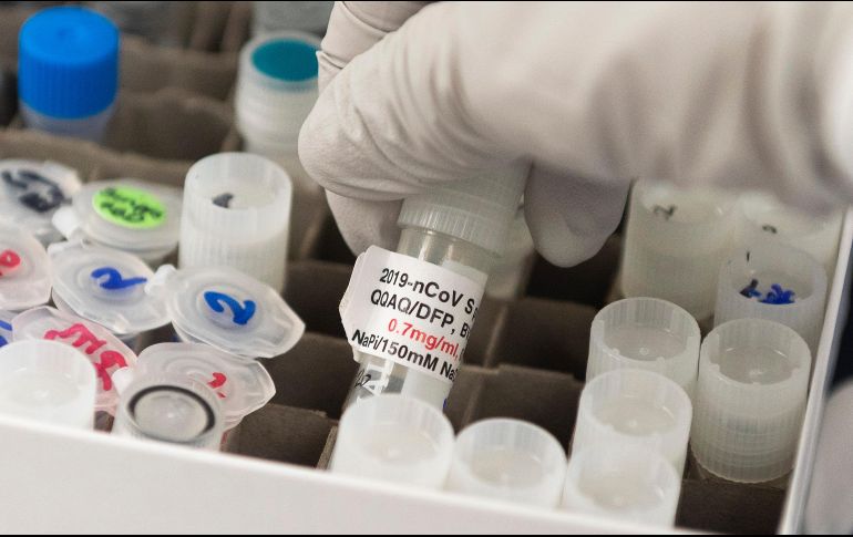 López Obrador indicó que México está envasado la vacuna china de CanSino. AFP / ARCHIVO