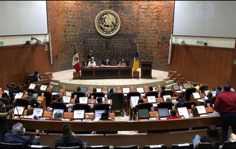 lSolicitaron a la Secretaría de Hacienda que considere no incrementar el costo del trámite de expedición o refrendo de licencias de conducir para el próximo año. EL INFORMADOR / R. Rivas