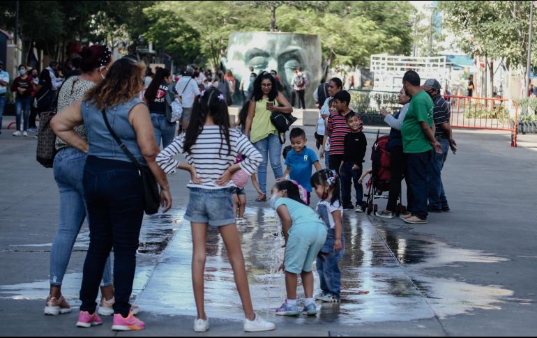 La SSJ llamó a la población a evitar el incremento de los contagios por coronavirus en los días posteriores a la Semana Santa y de Pascua. EL INFORMADOR / ARCHIVO