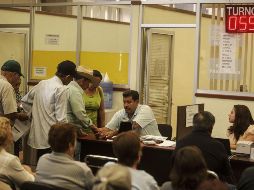 Especialistas creen que se requiere de una reforma fiscal importante para poder sostener la pensión universal a los adultos mayores. EL INFORMADOR/Archivo