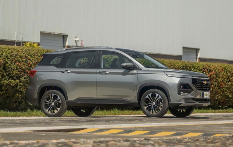 Captiva. El nombre de esta camioneta está de regreso en México, ahora con el cobijo de la gigante china SAIC Motors que tiene alianza con General Motors para lanzar este producto con el escudo de Chevrolet. ESPECIAL/Chevrolet