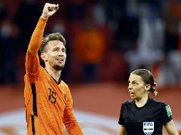 Luuk de Jong marcó el segundo gol del juego para asegurar los tres puntos holandeses. EFE/M. Van Esteen