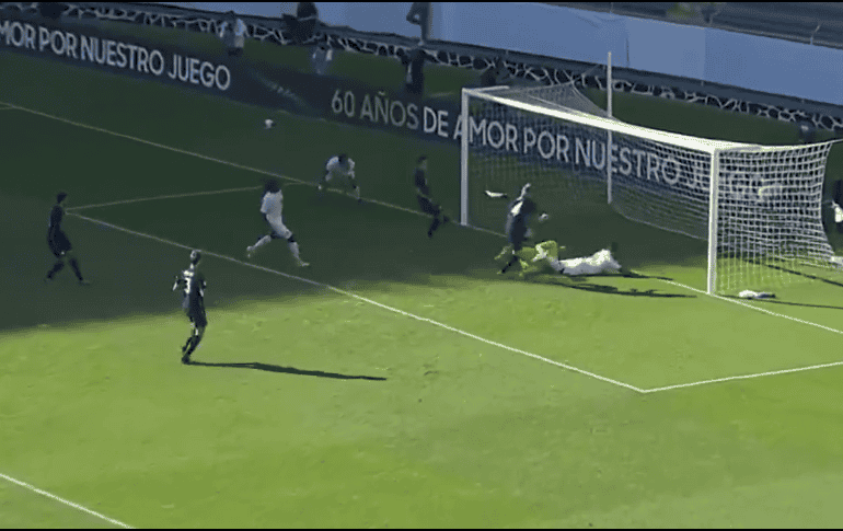 Los seguidores del Estadio Jalisco han apoyado de manera incesante a los centroamericanos. TWITTER / @Concacaf