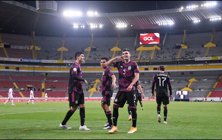 Johan Vásquez aprovechó para marcar el 2-0 al 69’ y selló prácticamente el pase de México a Tokio 2020. IMAGO7 / R. Vadillo