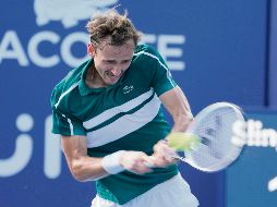 PROBLEMAS. Daniil se acalambró en los últimos instantes del enceuntro. AP