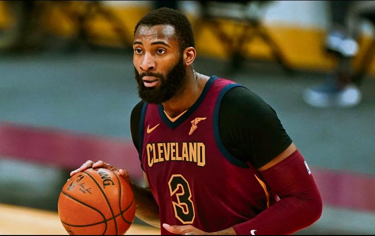 APORTE. Drummond cubrirá una posición que le ha dado dolores de cabeza a los Lakers. AP• T. Dejak