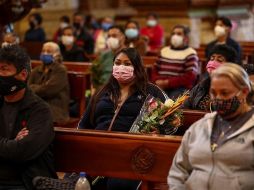 Las declaraciones del obispo Antonio González contra el uso del cubrebocas generaron indignación en redes. EFE/J. Jácome