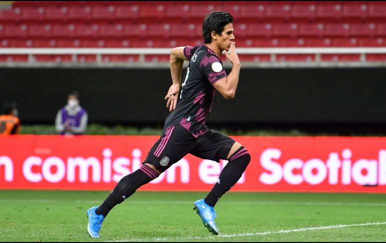 Con Chivas JJ Macías no anota desde el partido de la fecha 9 ante los Gallos Blancos del Querétaro. Imago7 / R. Vadillo