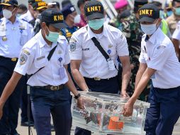 El 9 de enero el Boeing 737-500 cayó unos 3 mil metros en menos de un minuto y se hundió en el mar de Java. AFP/B. Ismoyo