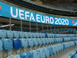 De este modo, se permitirá a las doce ciudades organizadoras de la Eurocopa, repartidas en doce países, llenar sus estadios si lo desean. AFP / ARCHIVO