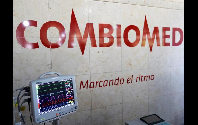 Media docena de científicos a cargo de centros de investigación del país mostraron a periodistas algunos de los dispositivos que están produciendo. EFE/Y. Zamora