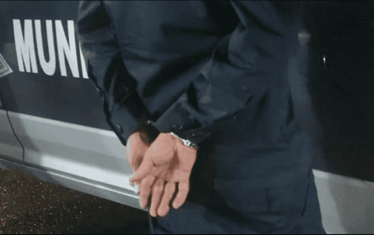 La Fiscalía del Estado de Jalisco destacó que la diligencia se realizó conforme lo establece el protocolo, se le notificaron sus derechos al detenido. ESPECIAL / ARCHIVO