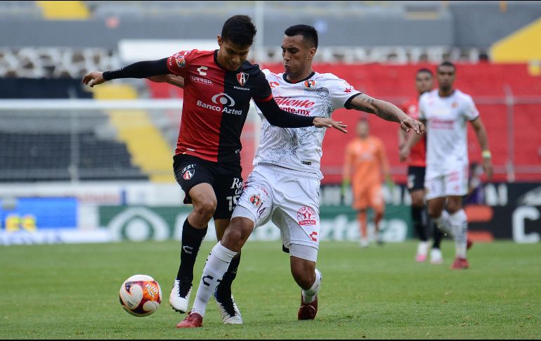 Los dos equipos han bajado su ritmo de juego y el marcador se mantiene 1-0 en favor de los tapatíos al minuto 70. IMAGO7