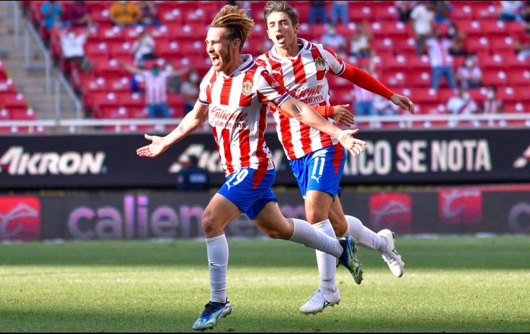 Jesús Angulo en festejo de gol. IMAGO7 / S. Bautista