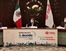 Raúl Uranga Lamadrid, presidente del Consejo Directivo de la Canaco en el foro Infórmate y Decide. ESPECIAL