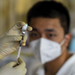 COVID-19: Sólo quedan cuatro países por comenzar la vacunación, según la OMS