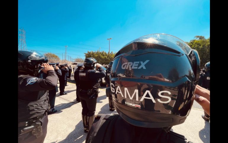 A la ceremonia luctuosa, acudieron funcionarios municipales, estatales y federales. ESPECIAL / Policía de Guadalajara