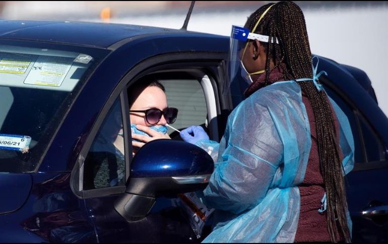 Hoy, la provincia de Ontario registró tres mil 215 nuevos casos de COVID-19 y 17 muertes. EFE/ARCHIVO