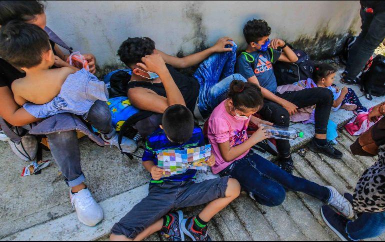 Las autoridades estadounidenses hallaron a 18 mil 890 niños no acompañados en marzo, de acuerdo con la Oficina de Aduanas y Protección Fronteriza de Estados Unidos. SUN