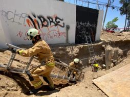 El rescate duró aproximadamente 40 minutos y participó la unidad canina. ESPECIAL
