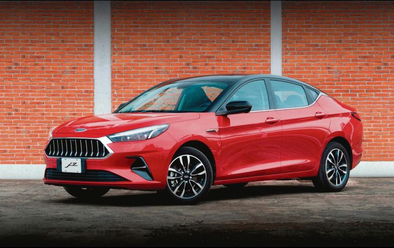 El J7 es uno de los modelos más recientes en incorporarse al portafolio de productos y también de los más vendidos para la marca china. ESPECIAL
