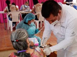 en total fueron aplicadas 70 vacunas a personas de 60 años o más.