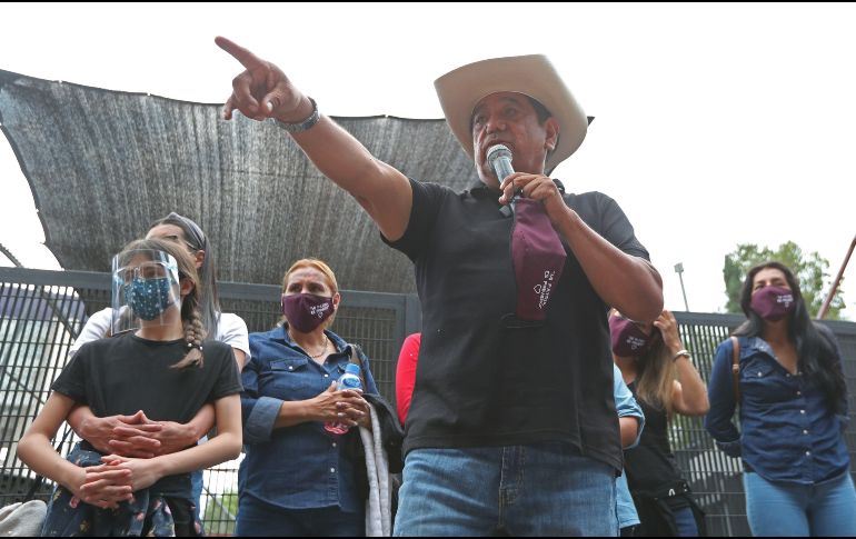 Salgado Macedonio aseguró que no hay forma de que le quiten la candidatura porque nadie puede comprobar con documentos que hizo precampaña. EFE / M. Guzmán