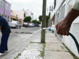 PANDEMIA. En plena crisis sanitaria, en algunos días se consumieron hasta 221 litros por habitante en la ciudad. EL INFORMADOR/ARCHIVO