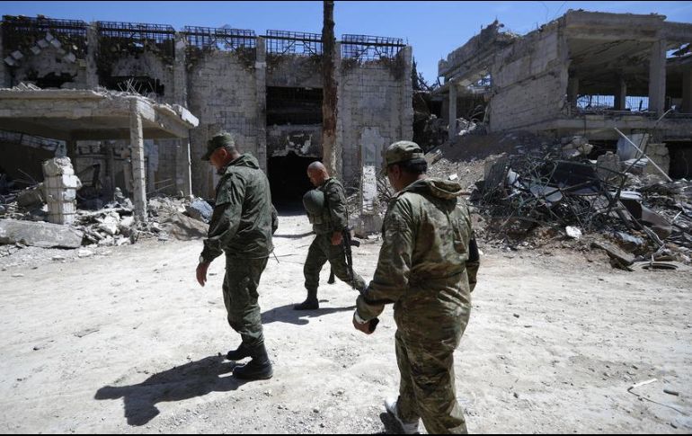 Una investigación de la OPAQ concluyó que unidades de la fuerza aérea siria utilizaron cloro el 4 de febrero de 2018 en Saraqib. AP/ARCHIVO