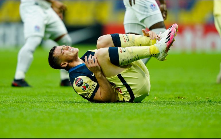 GOLPEADOS. Desde el minuto uno, los jugadores hondureños aprovecharon la permisividad del árbitro. IMAGO7