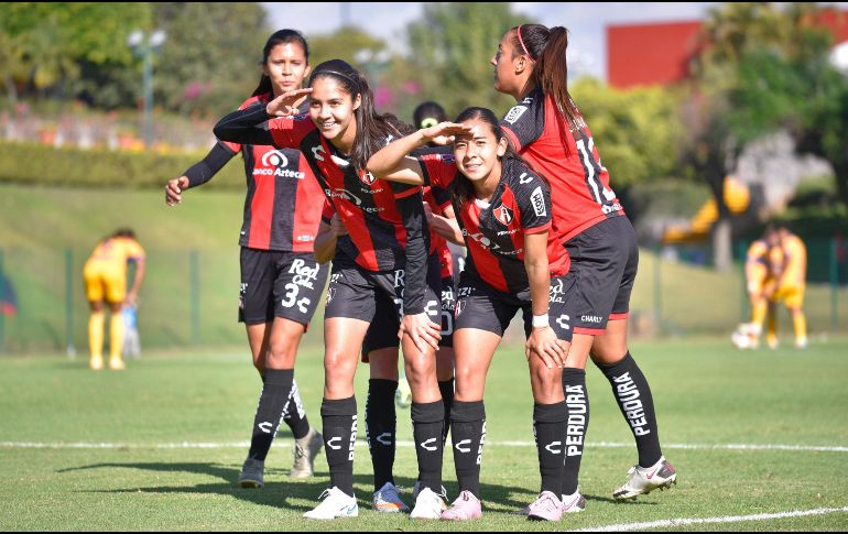 Atlas luce muy superior a su rival, ya que al arranque de esta jornada, suman 30 puntos y son terceras en la tabla general, solo por debajo de equipos como Tigres y Chivas. IMAGO7