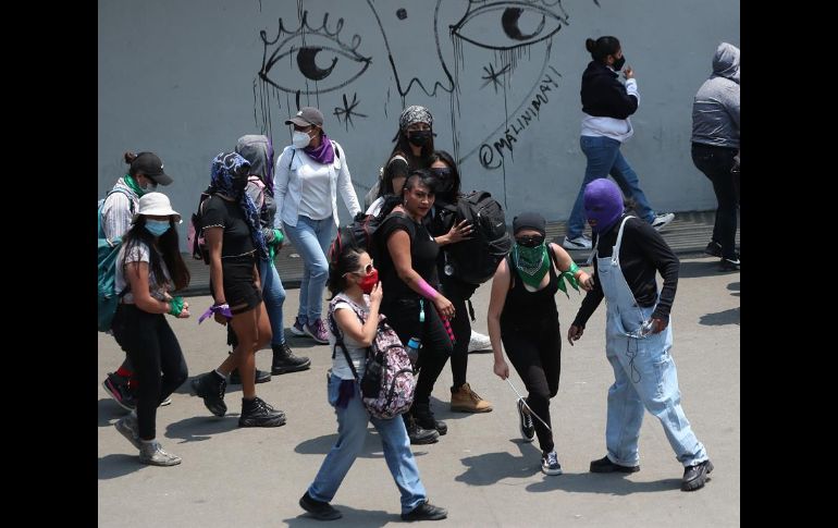 Las mujeres exigieron espacios para vender sus productos en los que no reciban agresiones y terminar con la violencia económica. EFE/M. Guzmán