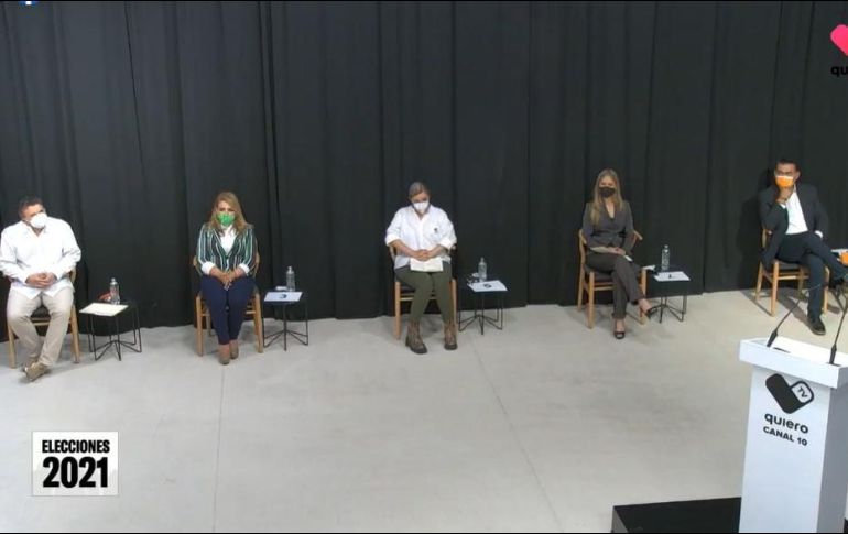 Entre las propuestas está aumentar el salario a los policías, además de someterlos a capacitaciones. ESPECIAL