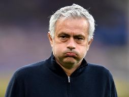 Según algunas versiones, Mourinho habría sido despedido del Tottenham por haberse negado a salir con sus jugadores al campo de entrenamiento, como medida de protesta por la adhesión de su equipo a la Superliga. AP
