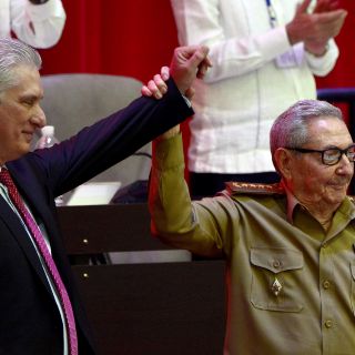 Presidente Díaz-Canel reemplazará a Raúl Castro en partido comunista