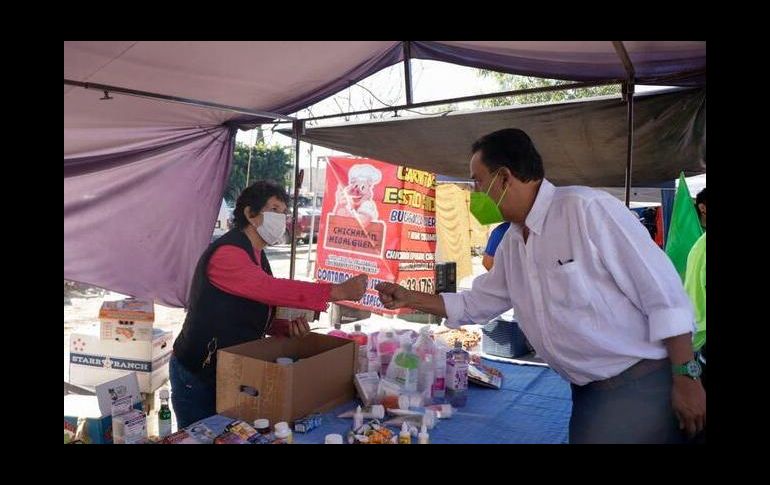 Cosío escuchó las múltiples necesidades y quejas de los vecinos de la colonia Miramar, las cuales van desde inseguridad hasta servicios públicos de todo tipo. ESPECIAL