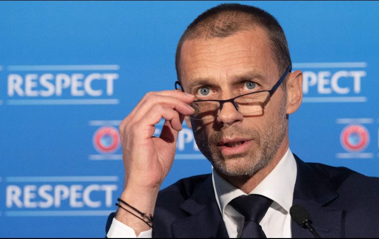 ALEKSANDER CEFERIN. La UEFA y la FIFA proponen excluir de las competiciones nacionales e internacionales a los clubes que aceptaron la creación de la Superliga. AFP