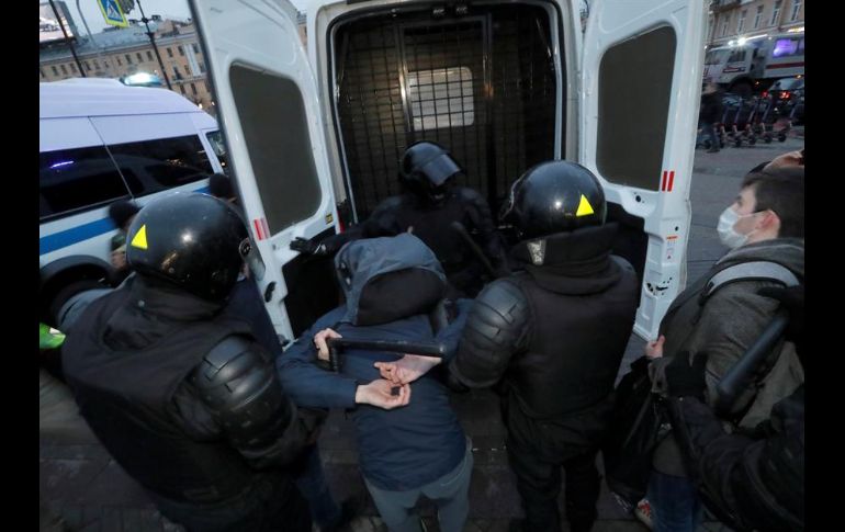 La jornada de protestas convocada por la oposición se ha celebrado desde Vladivostok, en el lejano oriente ruso, hasta el Báltico. EFE/A. Maltsev