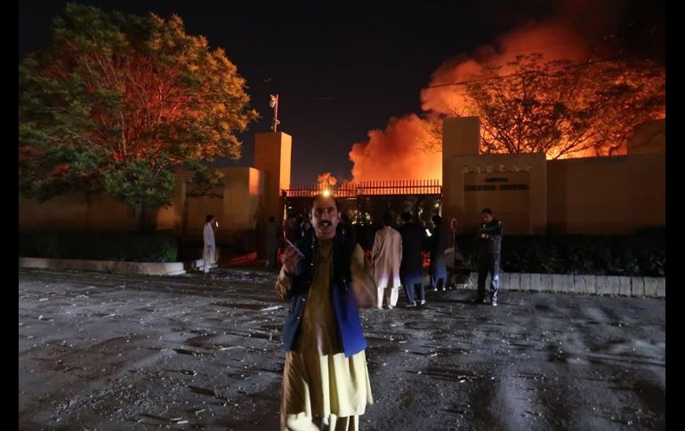 Al menos 12 personas resultaron heridas tras el atentado. EFE/F. Ahmed