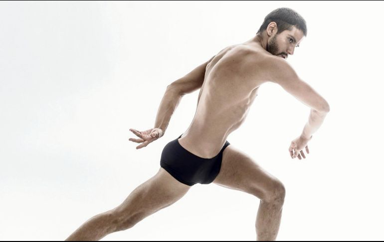 JOSÉ CORRAL . El artista prepara un proyecto que mezclará varias vertientes de la danza. CORTESÍA  CARLOS ESTRADA