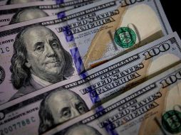 El dólar liga seis jornadas intercambiándose en menos de 20 pesos. EFE/ARCHIVO