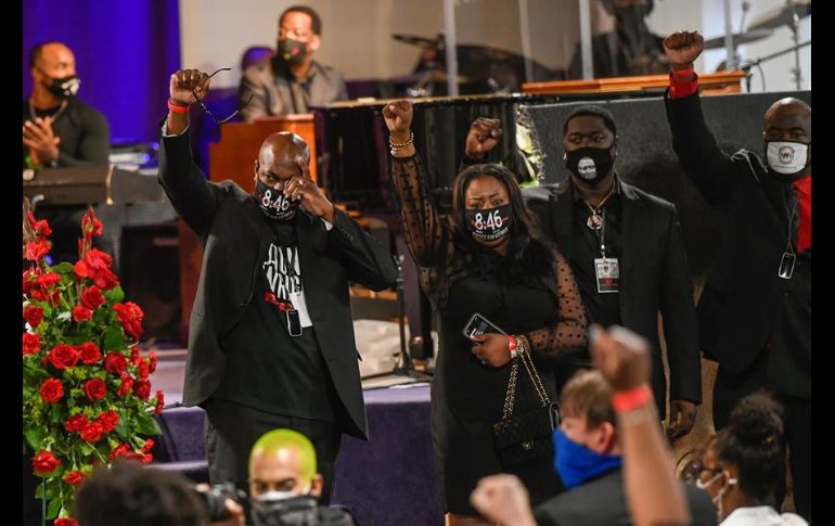 Miles de personas despidieron a Daunte Wright en medio de peticiones de justicia ante la brutalidad policial. EFE/C. Lassig