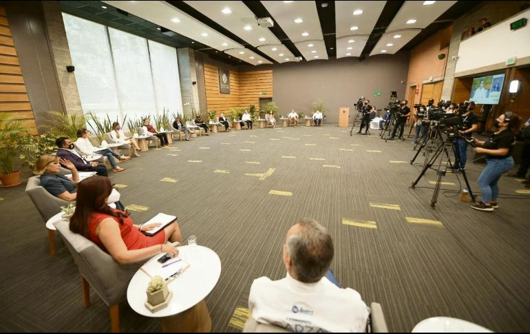 Los 13 candidatos por la alcaldía de Guadalajara contrastaron sus propuestas en el foro del ITESO. ESPECIAL