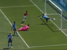 Carlos Fierro salvó de manera a increíble al San Jose de recibir gol. ESPECIAL